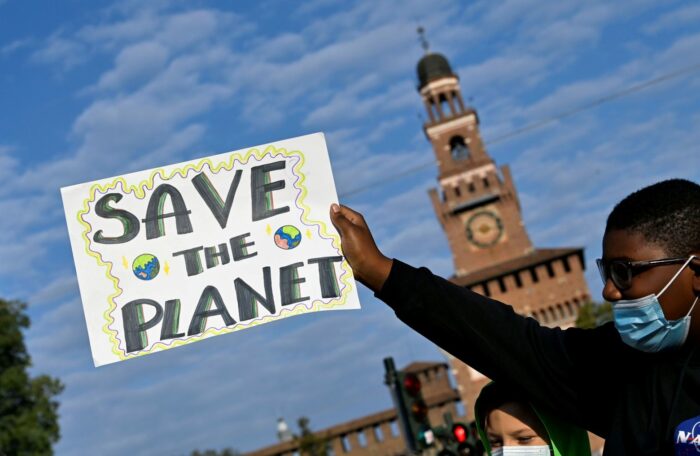 savetheplanet 700x456 SLUE0V