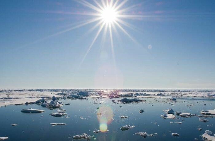 Σε επίπεδα ρεκόρ οι θερμοκρασίες των ωκεανών το 2022