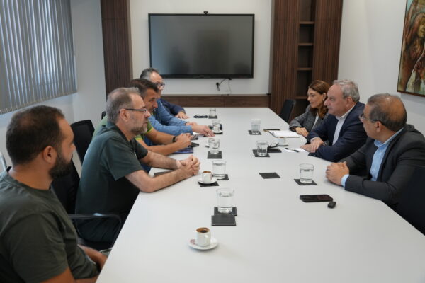 DSC08050 600x400 WVVXbj