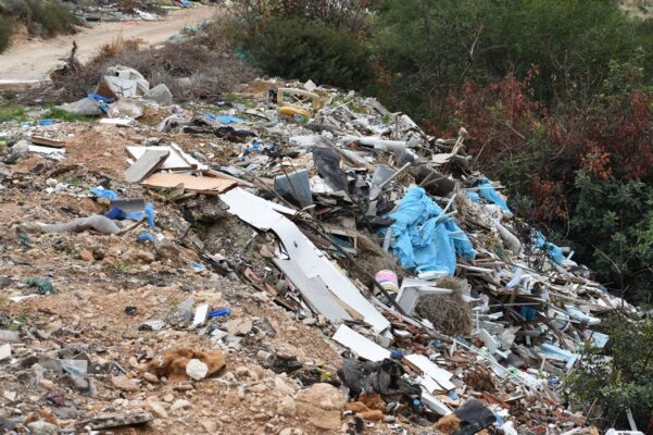 skoupidia1 601x400 BJ4blF